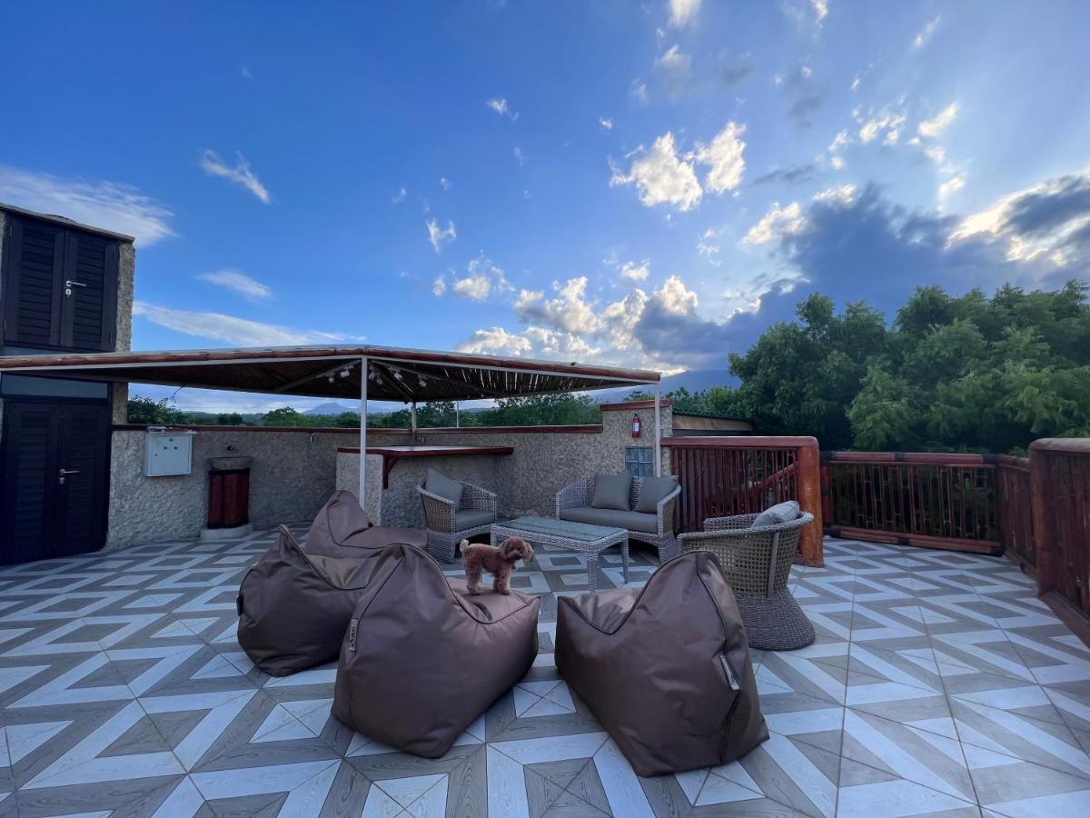 Lunar Dive Resort: Bamboo Villas Kubu Zewnętrze zdjęcie