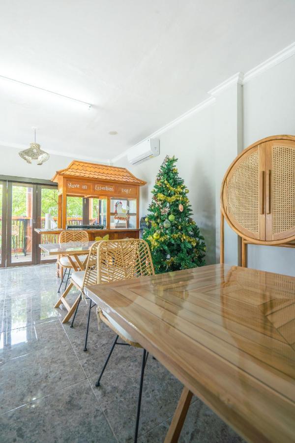 Lunar Dive Resort: Bamboo Villas Kubu Zewnętrze zdjęcie