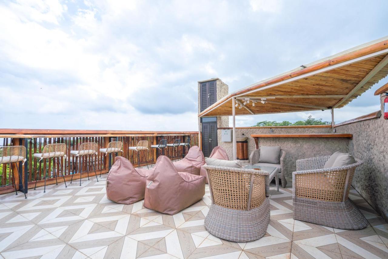 Lunar Dive Resort: Bamboo Villas Kubu Zewnętrze zdjęcie